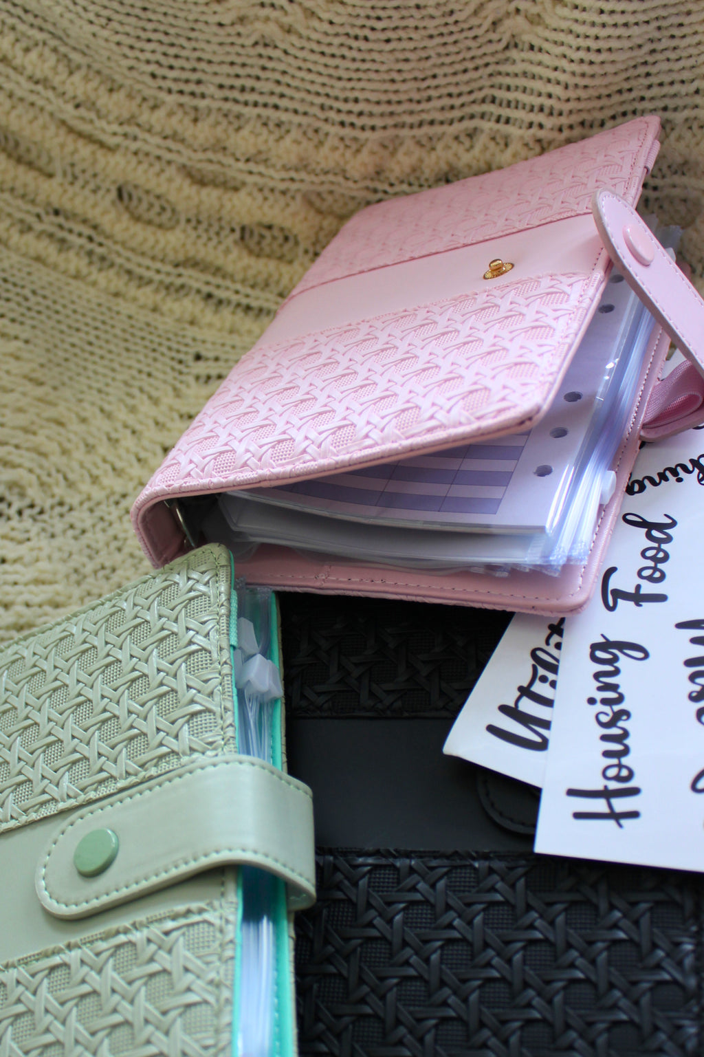 Black Texture Money Saving Binders