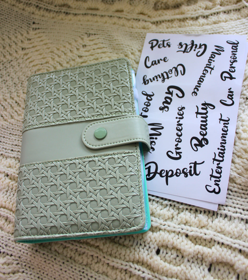 Green Texture Money Saving Binder